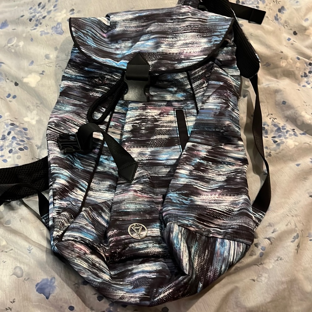 Ivivva by Lululemon backpack